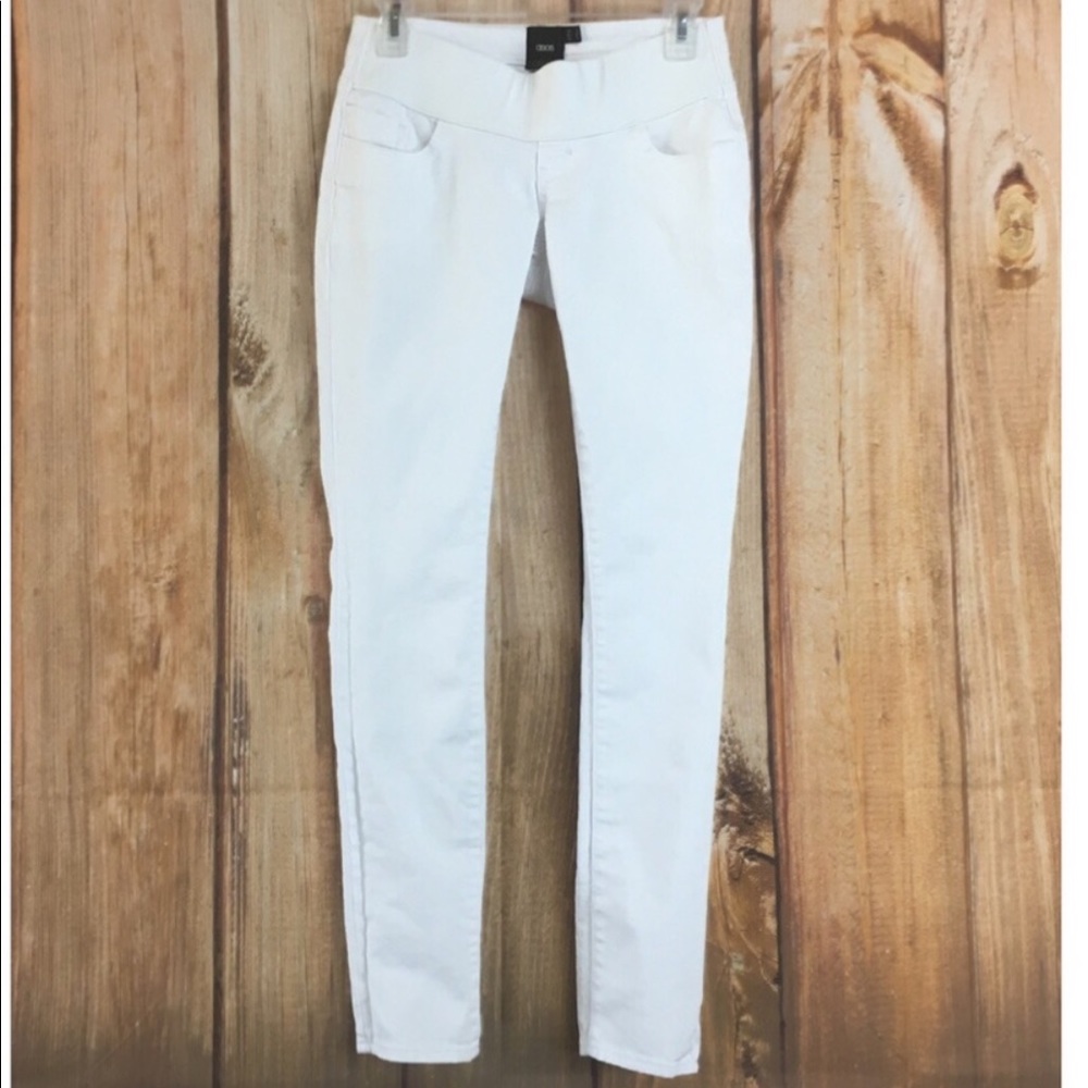 Maternity stretch denim